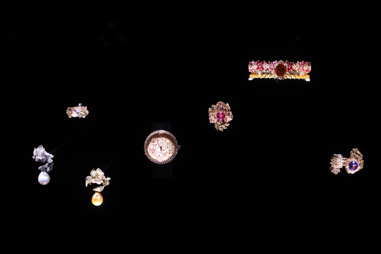 Dior Dior Dior顶级珠宝 曼妙的蕾丝元素 dior珍珠项链choker