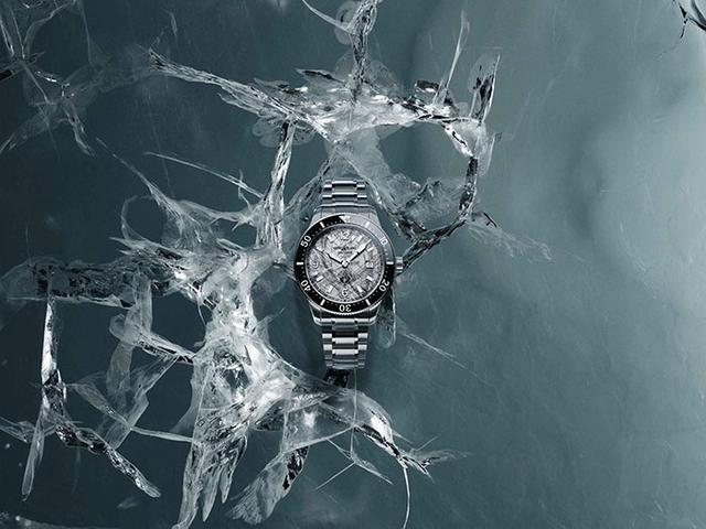 万宝龙推出全新1858系列潜水腕表，沛纳海镭得米尔系列引入全新复杂功能｜2023 “钟表与奇迹”展 万宝龙高端机芯